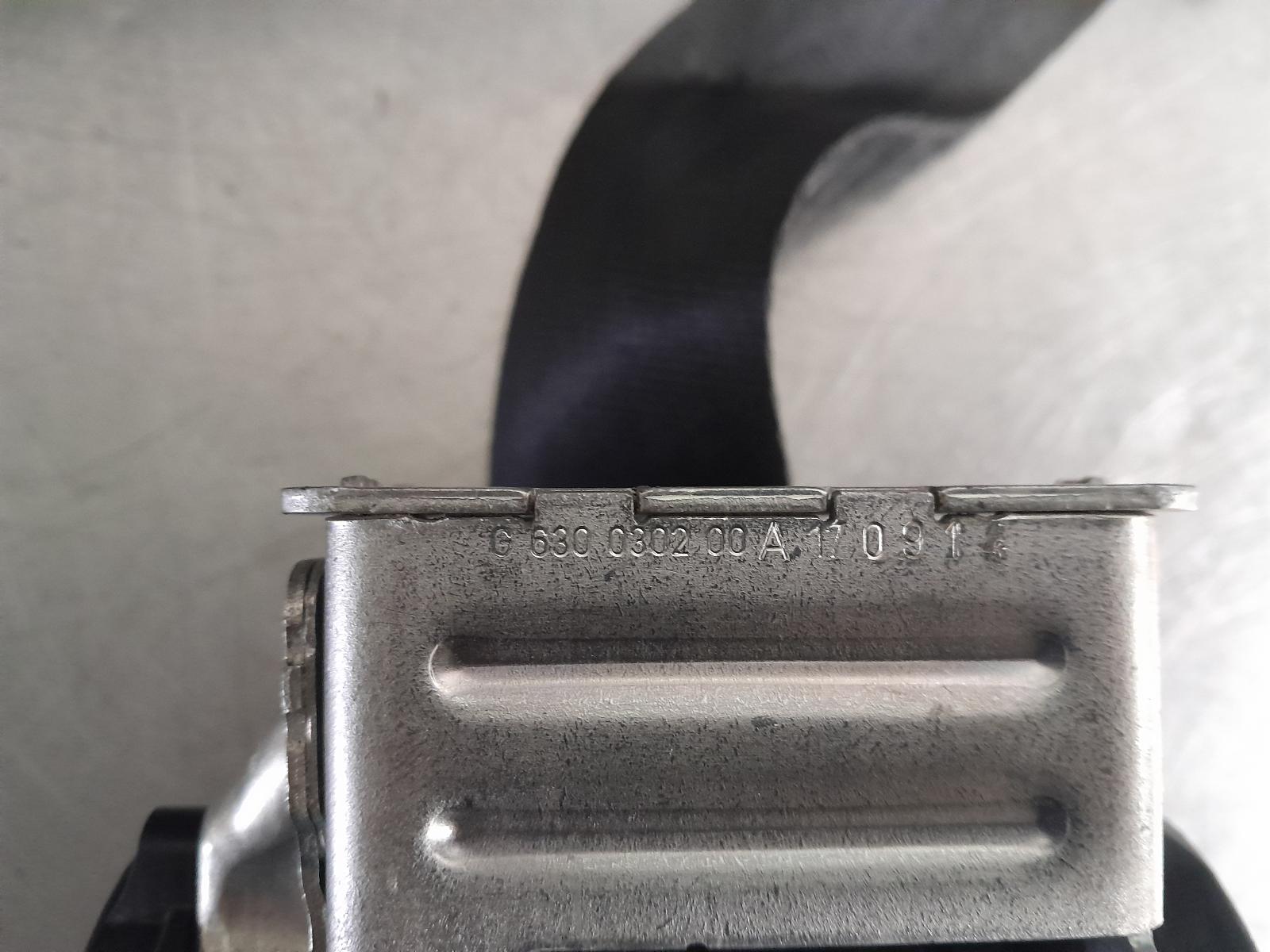 View Auto part Seatbelt/Stalk Land Rover Rangerover Velar 2019