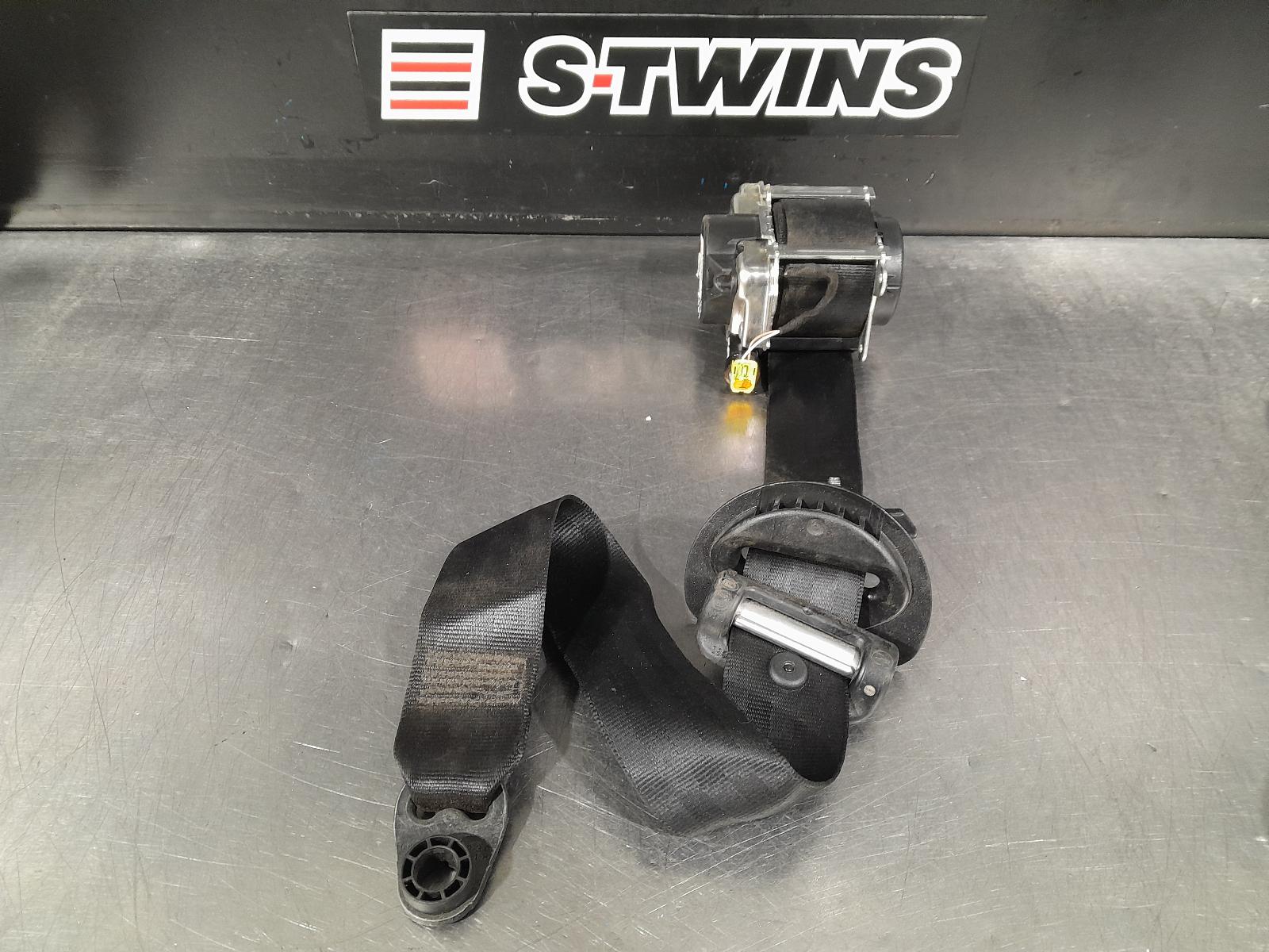 View Auto part Seatbelt/Stalk Land Rover Rangerover Velar 2019