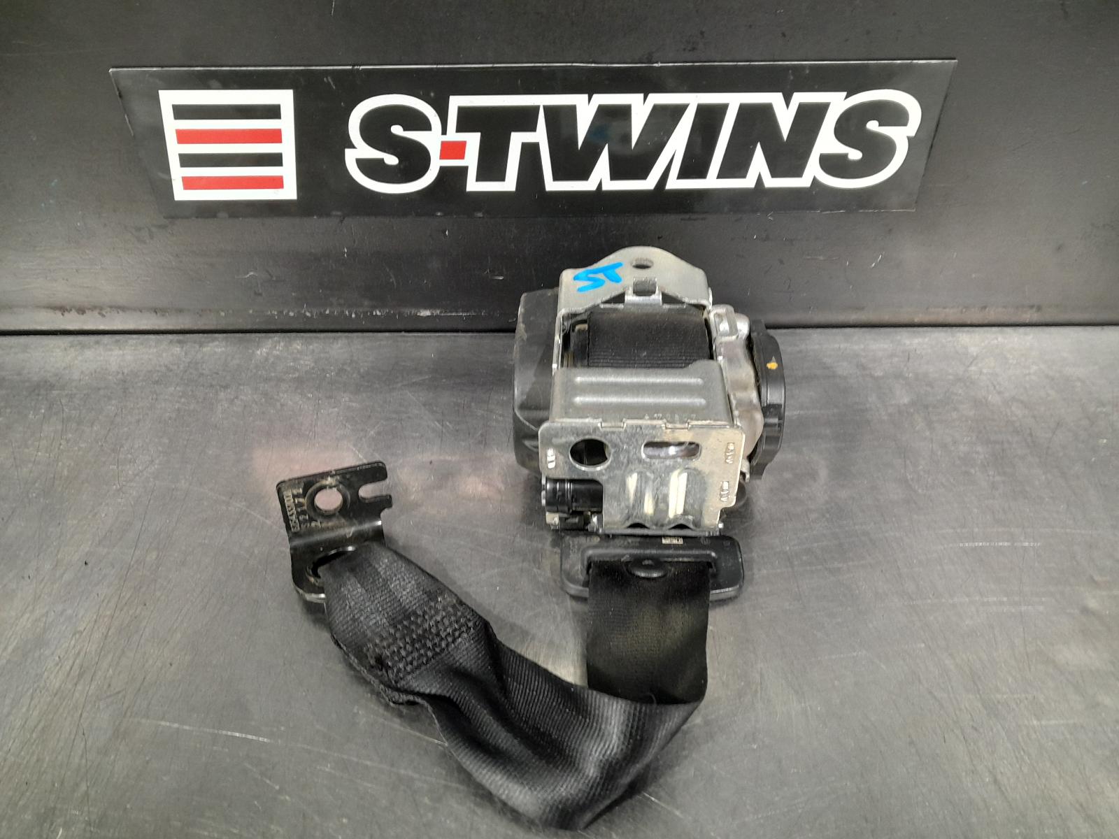 View Auto part Seatbelt/Stalk Land Rover Rangerover Velar 2019