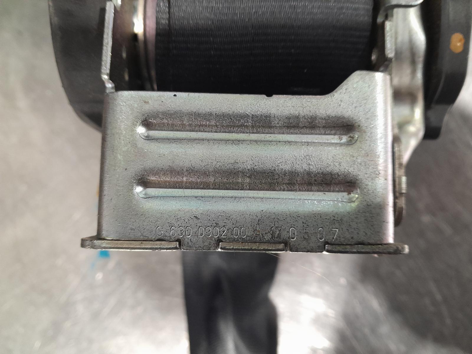 2019 Land Rover Rangerover Velar Seatbelt/Stalk View Auto part Seatbelt/Stalk Land Rover Rangerover Velar 2019