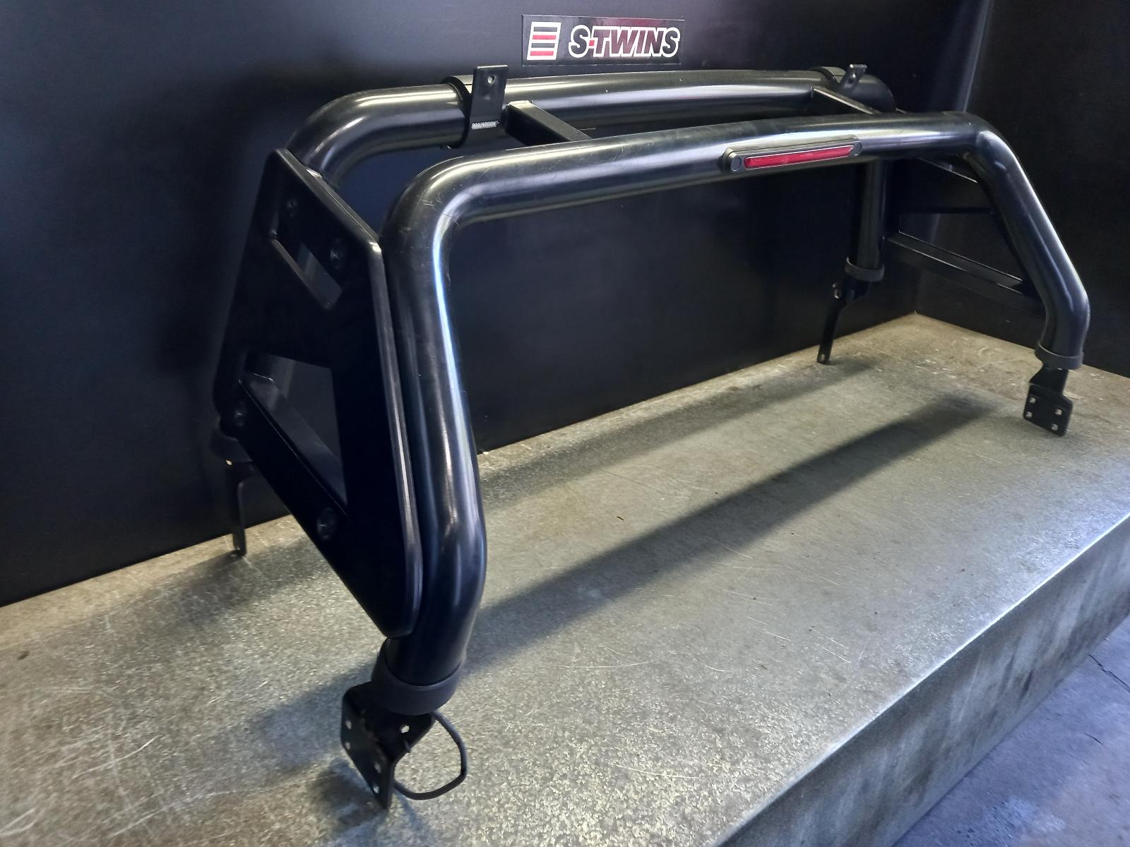 View Auto part Sports Bar Nissan Navara 2022