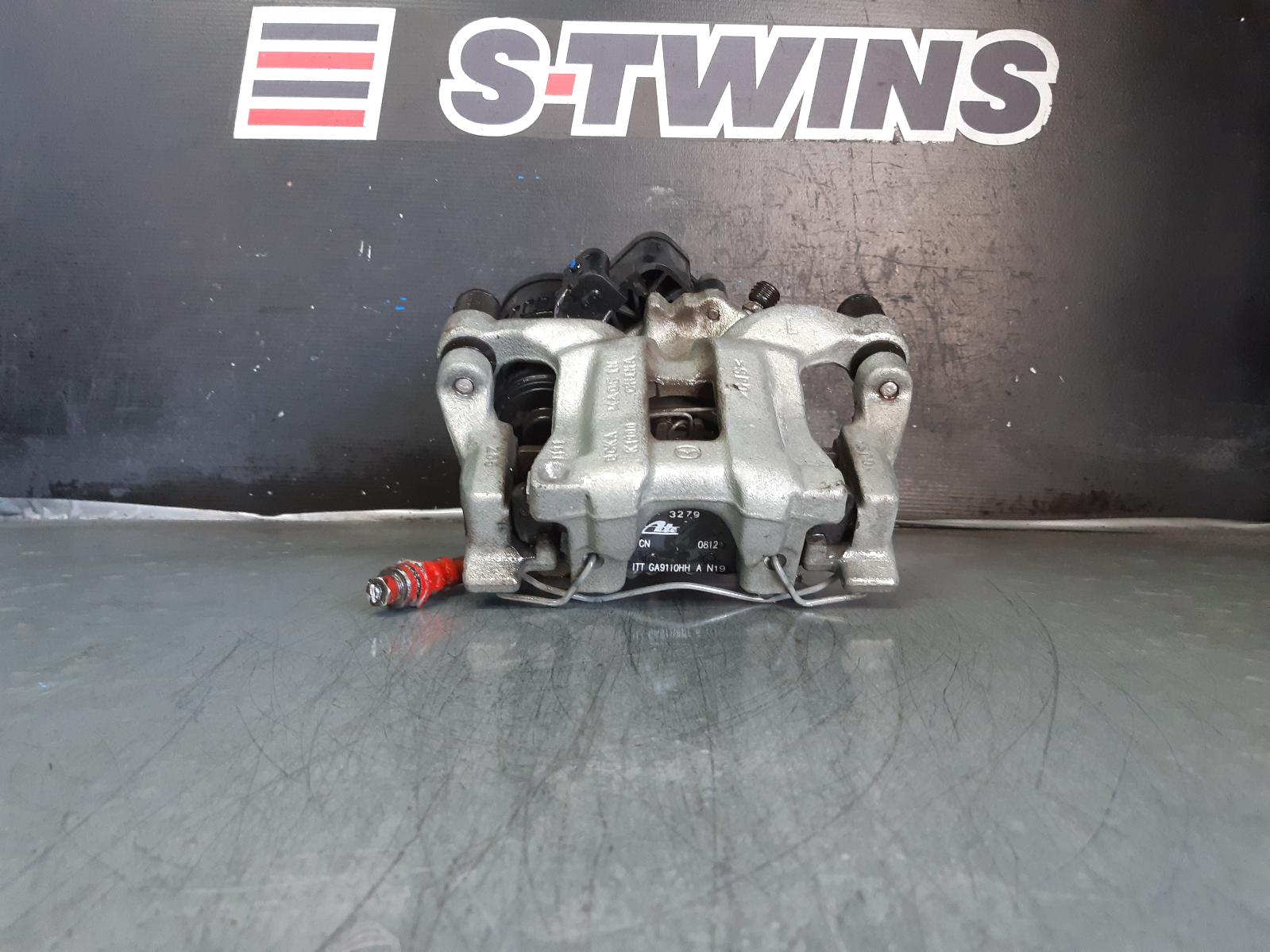 View Auto part Caliper Mazda 3 2020