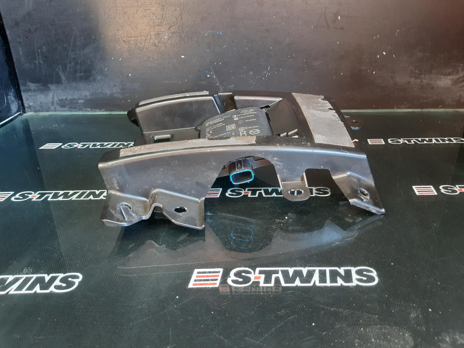 View Auto part Reverse Camera Mazda 3 2020