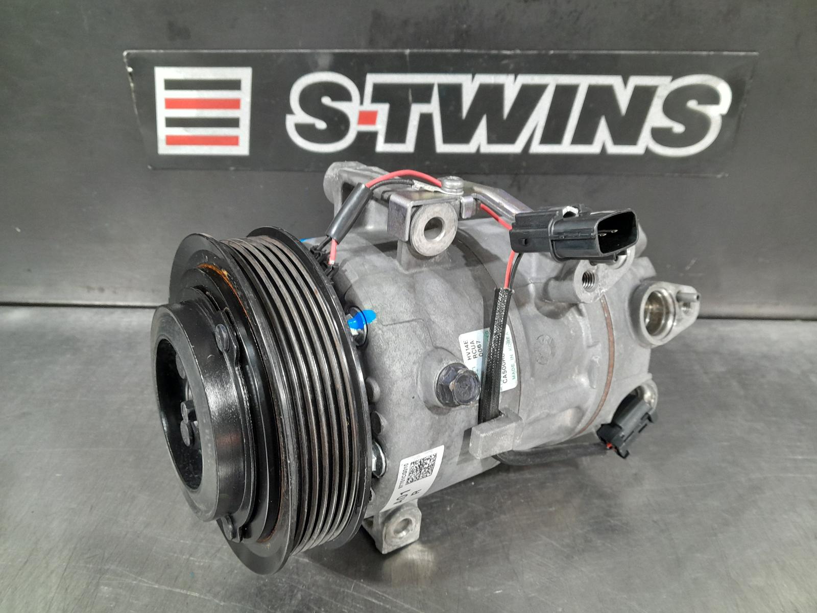 View Auto part A/C Compressor Hyundai Staria 2022