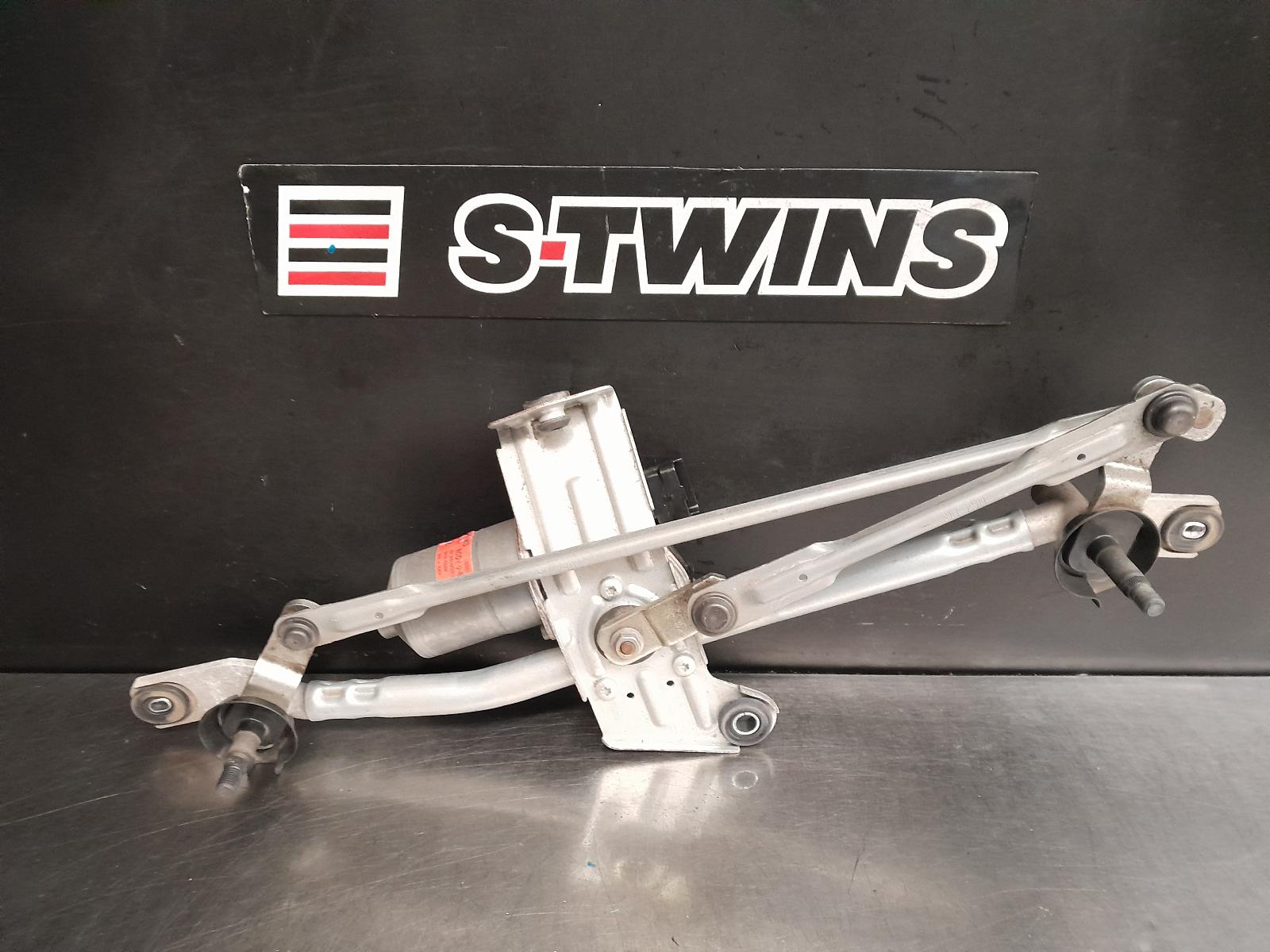 View Auto part Wiper Motor Hyundai Staria 2022