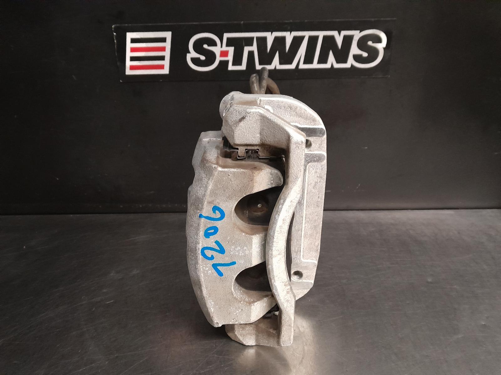 View Auto part Caliper Hyundai Staria 2022