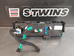 View Auto part Heater/Ac Controls Hyundai Staria 2022