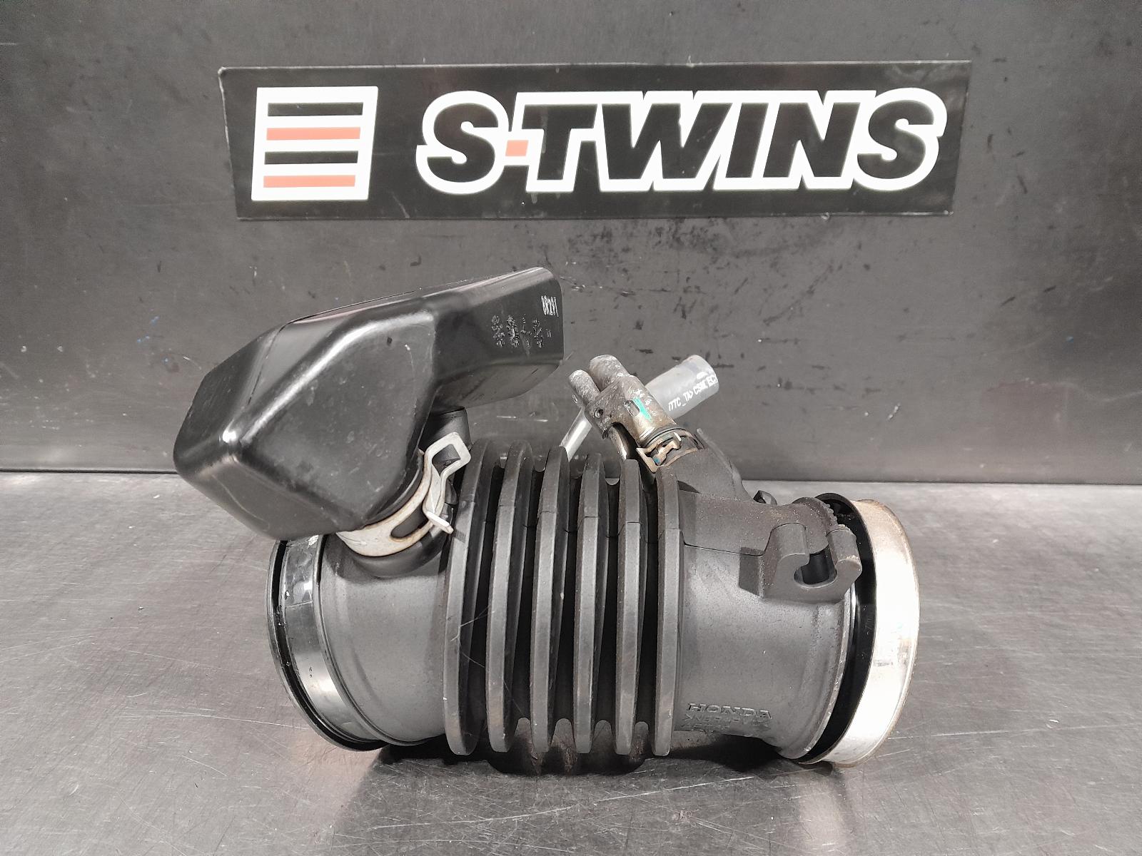 View Auto part Pwr Dr Wind Switch Honda Hrv 2018