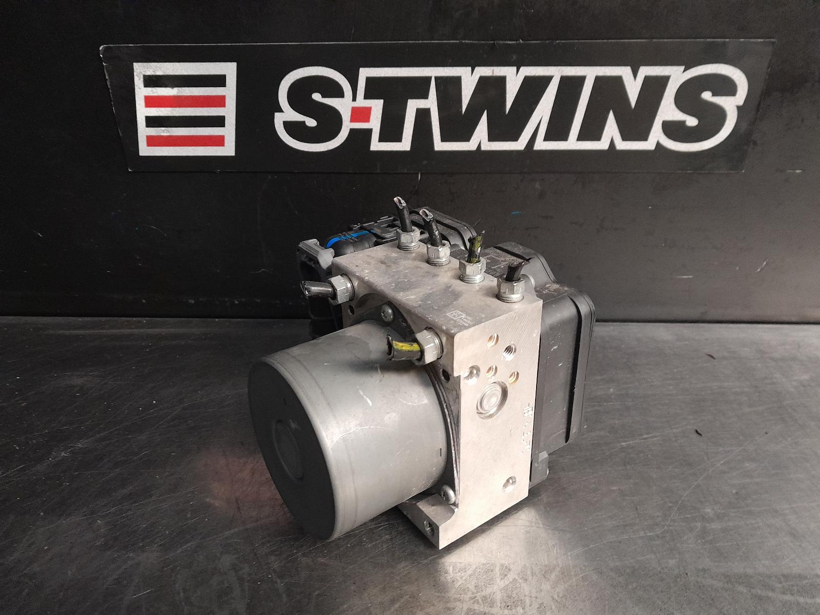 2018 Toyota Kluger Abs Pump/Modulator View Auto part Abs Pump/Modulator Toyota Kluger 2018