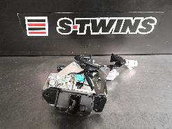 View Auto part Door/Boot/Gate Lock Toyota Kluger 2018