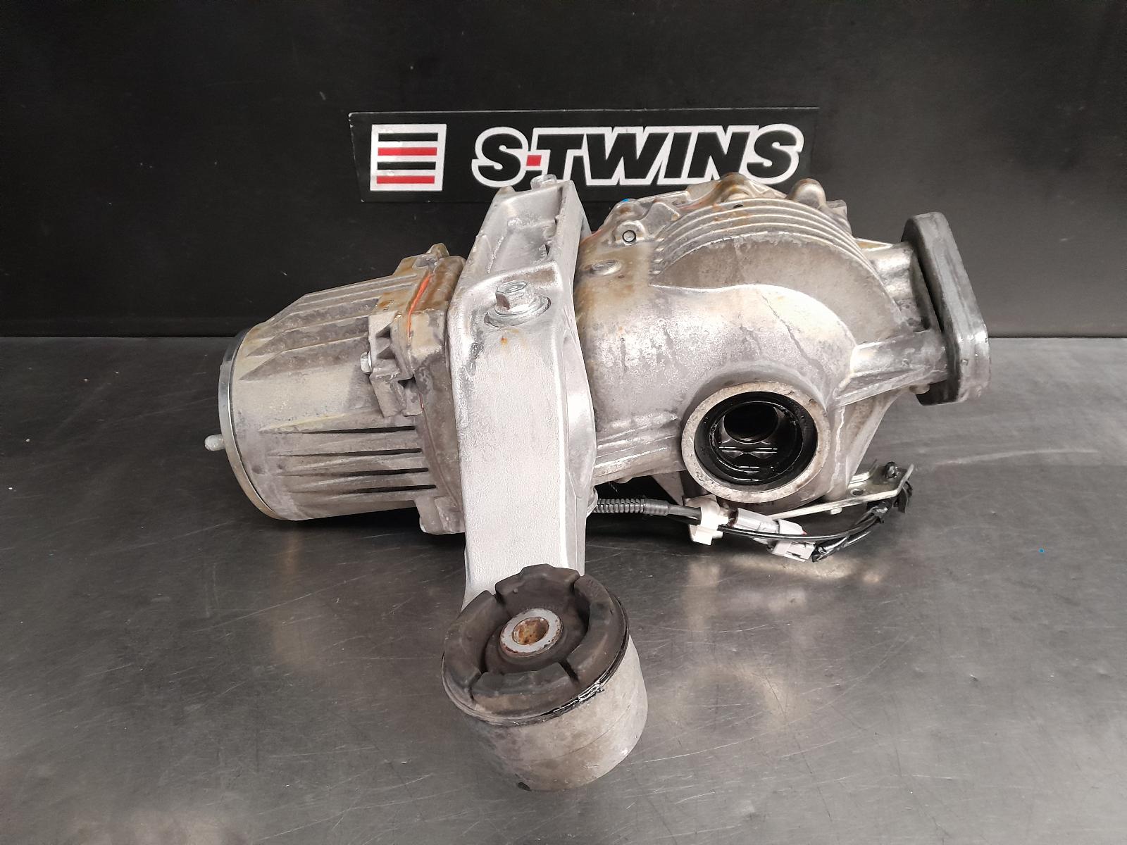 View Auto part Differential Centre Toyota Kluger 2018