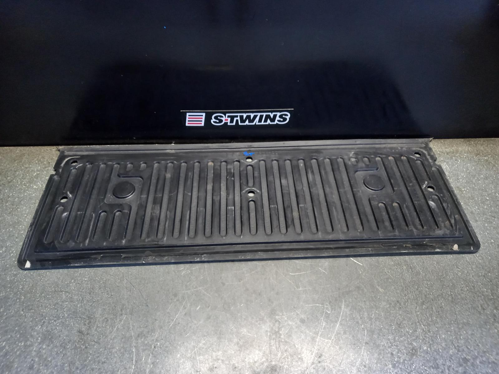 View Auto part Ute Back Toyota Hilux 2018