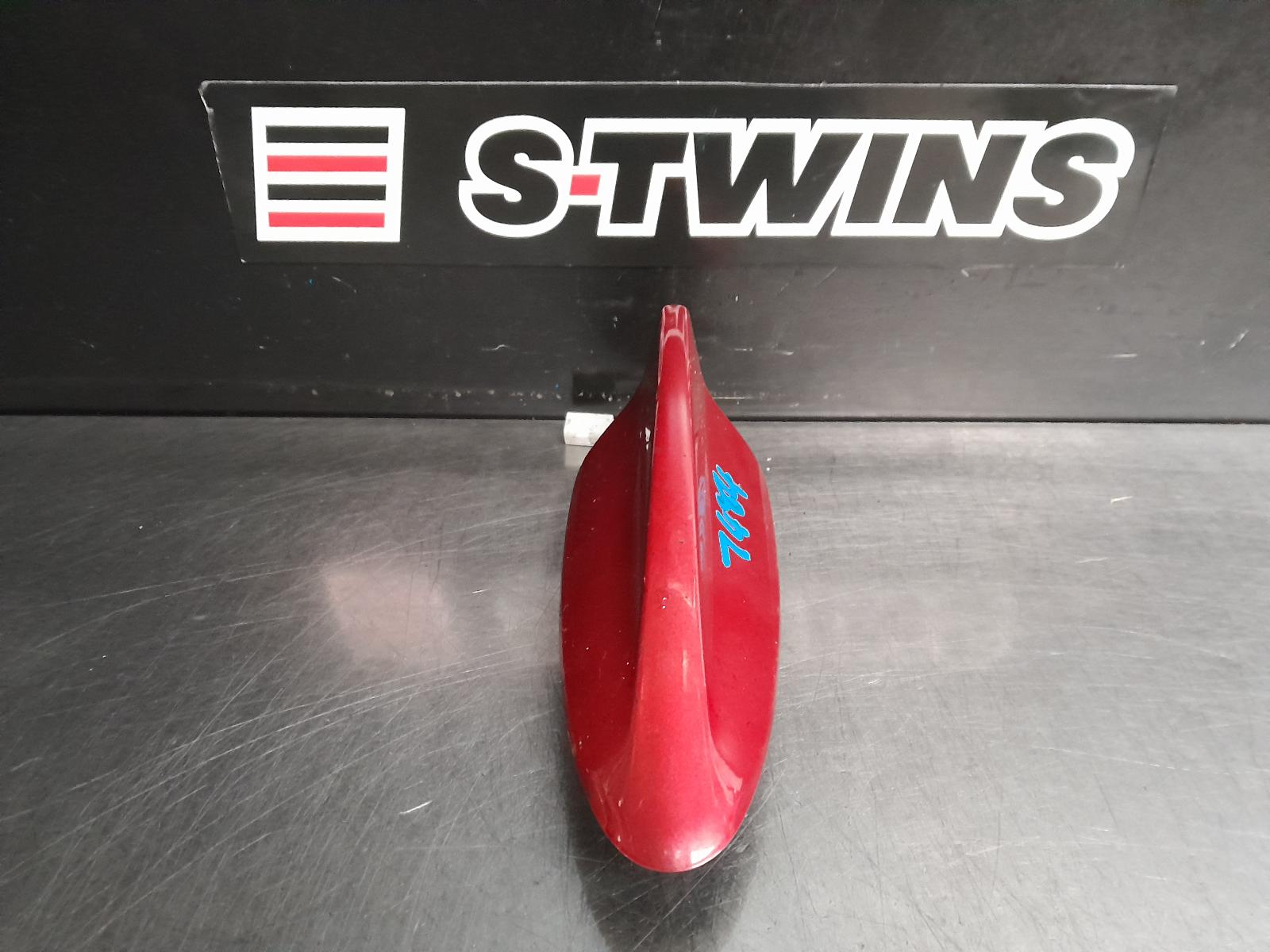 View Auto part Antenna Mazda Cx5 2015