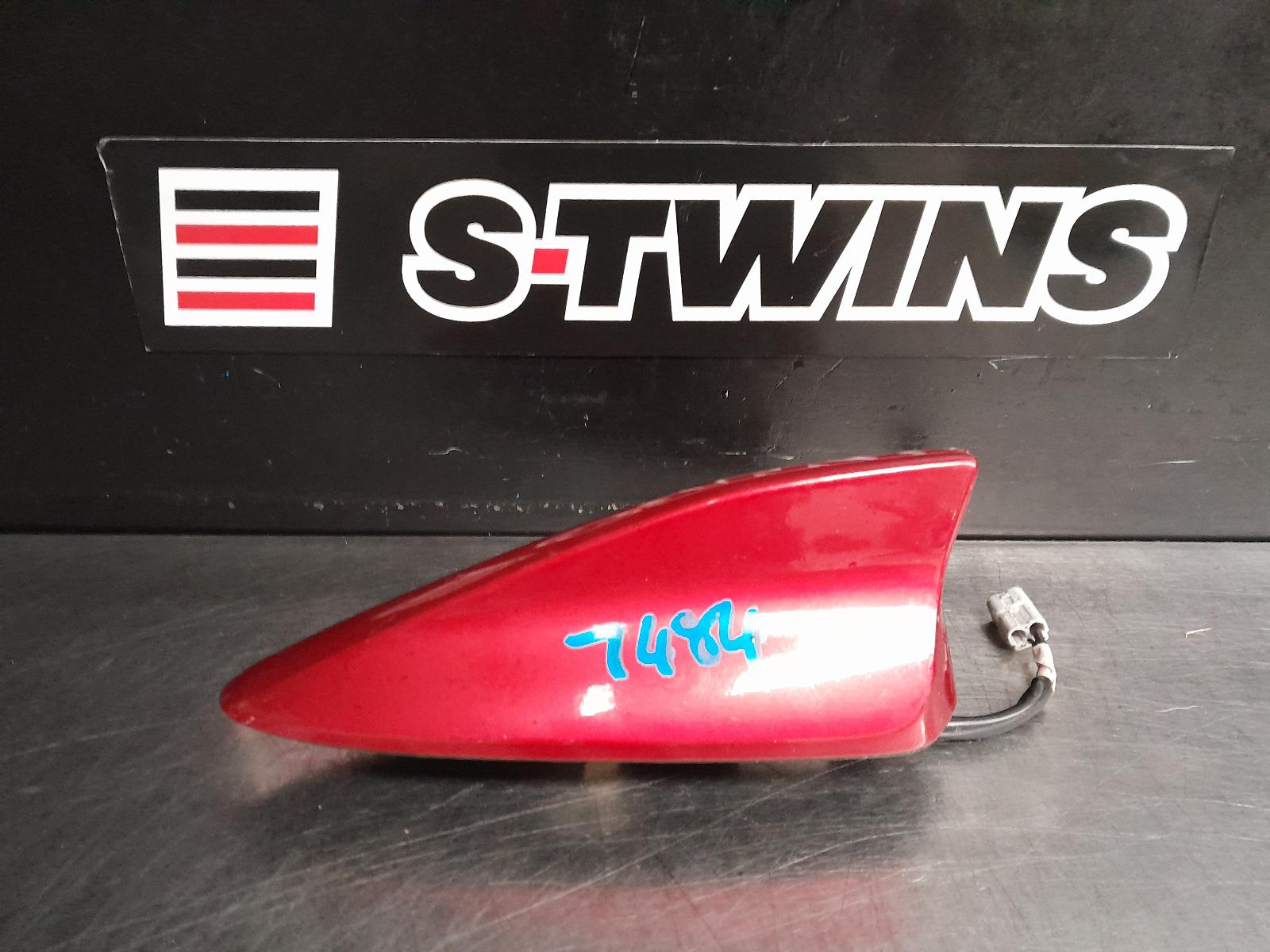 View Auto part Antenna Mazda Cx5 2015