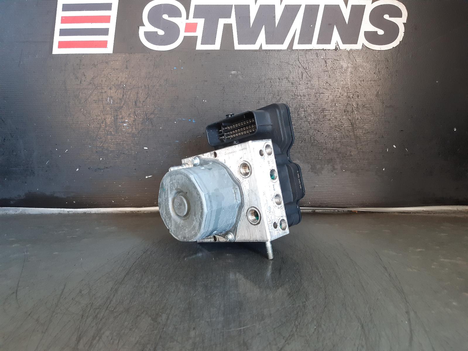 View Auto part Abs Pump/Modulator Mercedes A Class 2013
