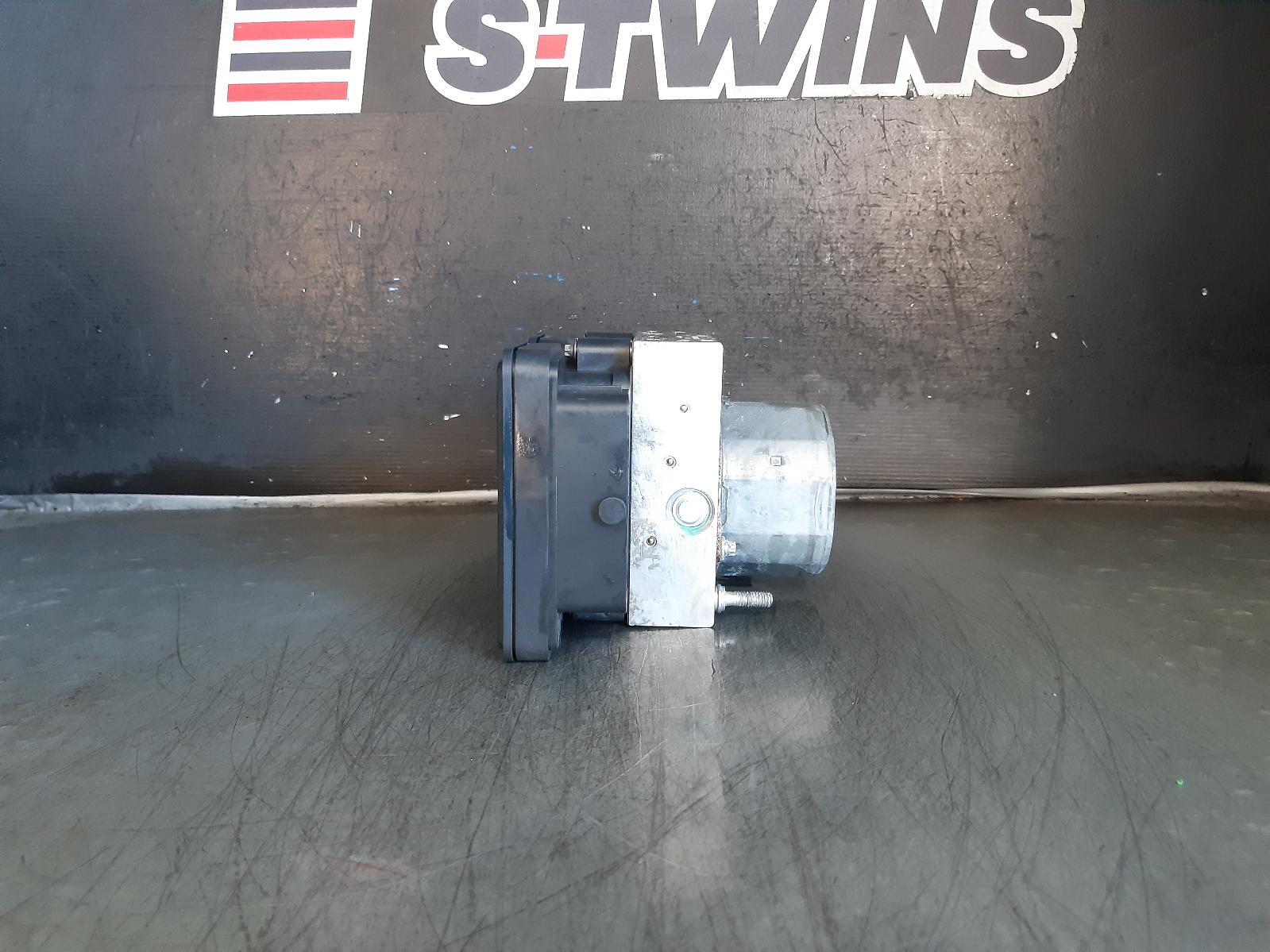 View Auto part Abs Pump/Modulator Mercedes A Class 2013