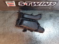 View Auto part Air Cleaner/Box Mercedes A Class 2013