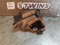 View Auto part Air Cleaner/Box Mercedes A Class 2013