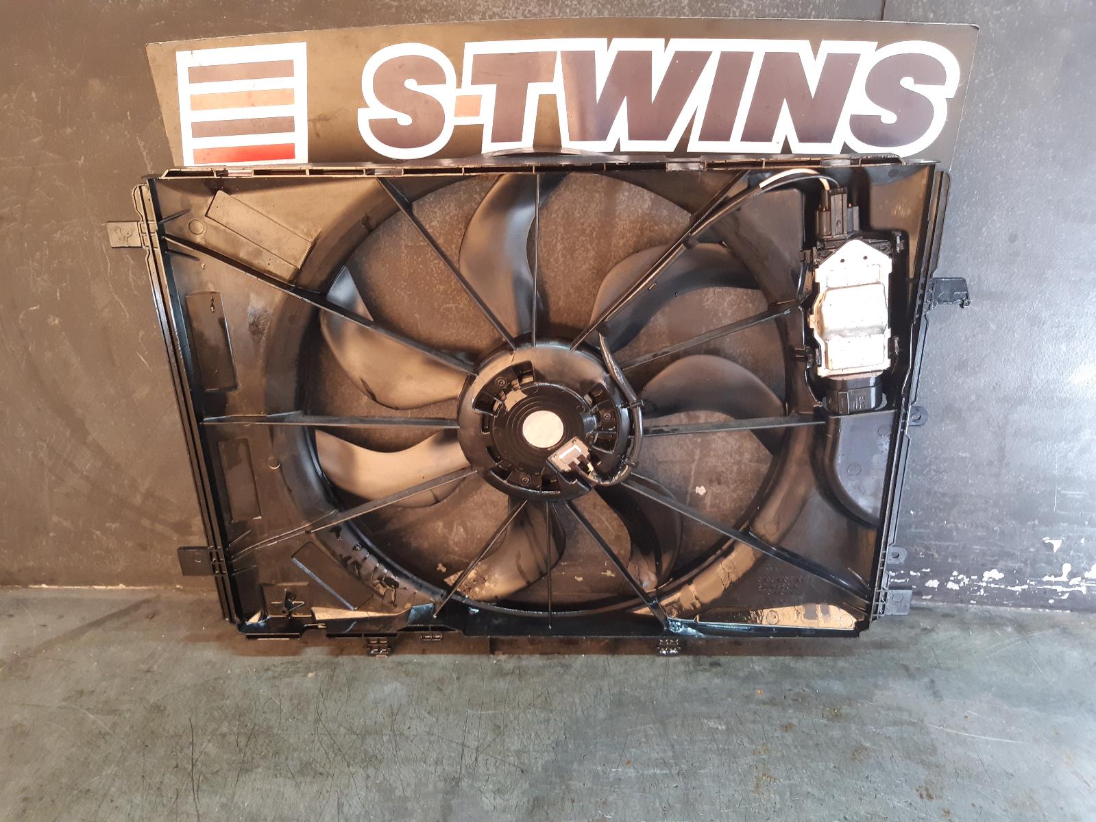 View Auto part Fan Mercedes A Class 2013
