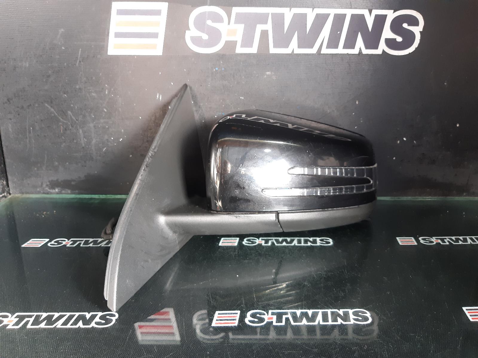 View Auto part Left Door Mirror Mercedes A Class 2013