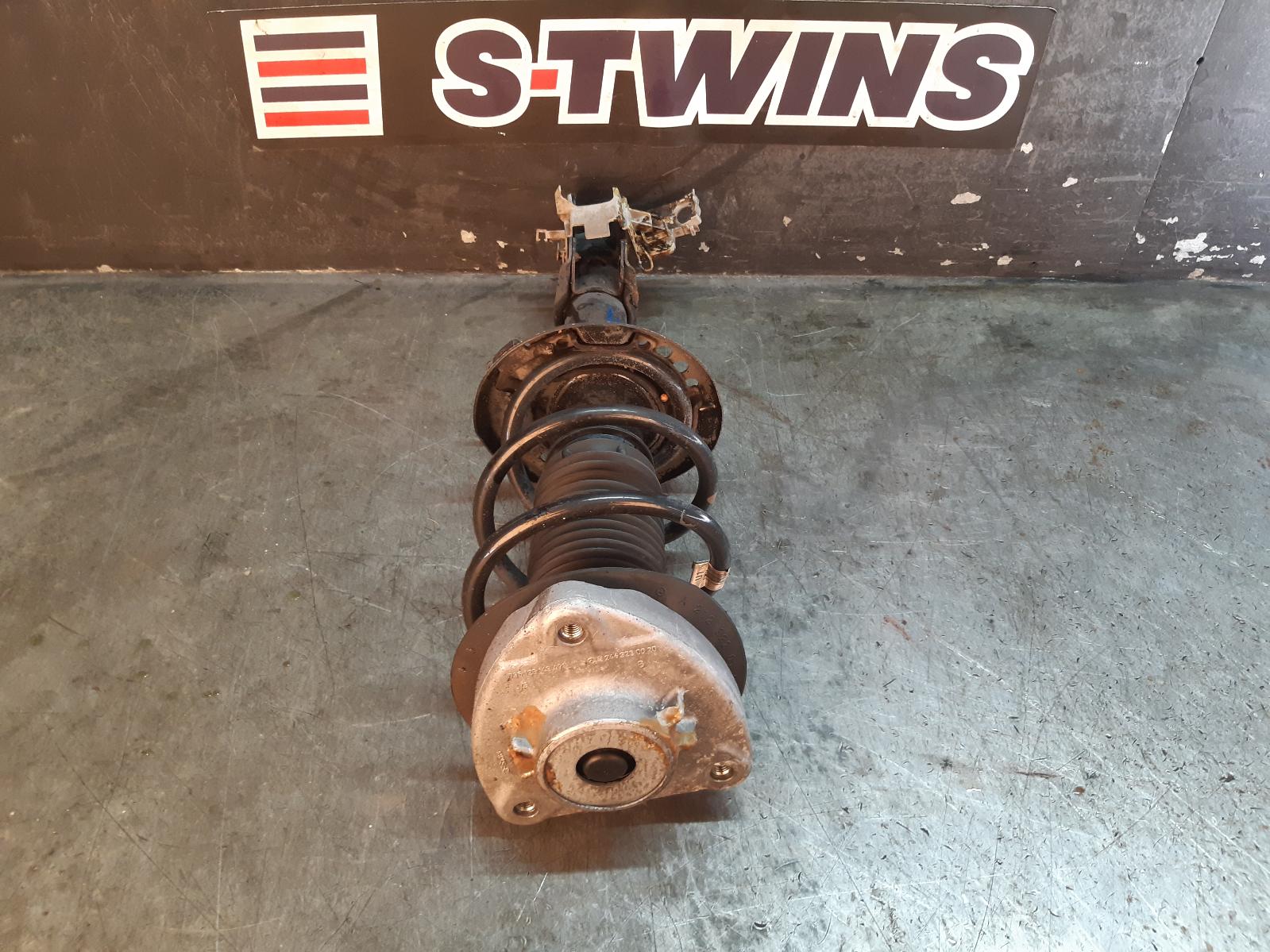 2013 Mercedes A Class Right Front Strut View Auto part Right Front Strut Mercedes A Class 2013