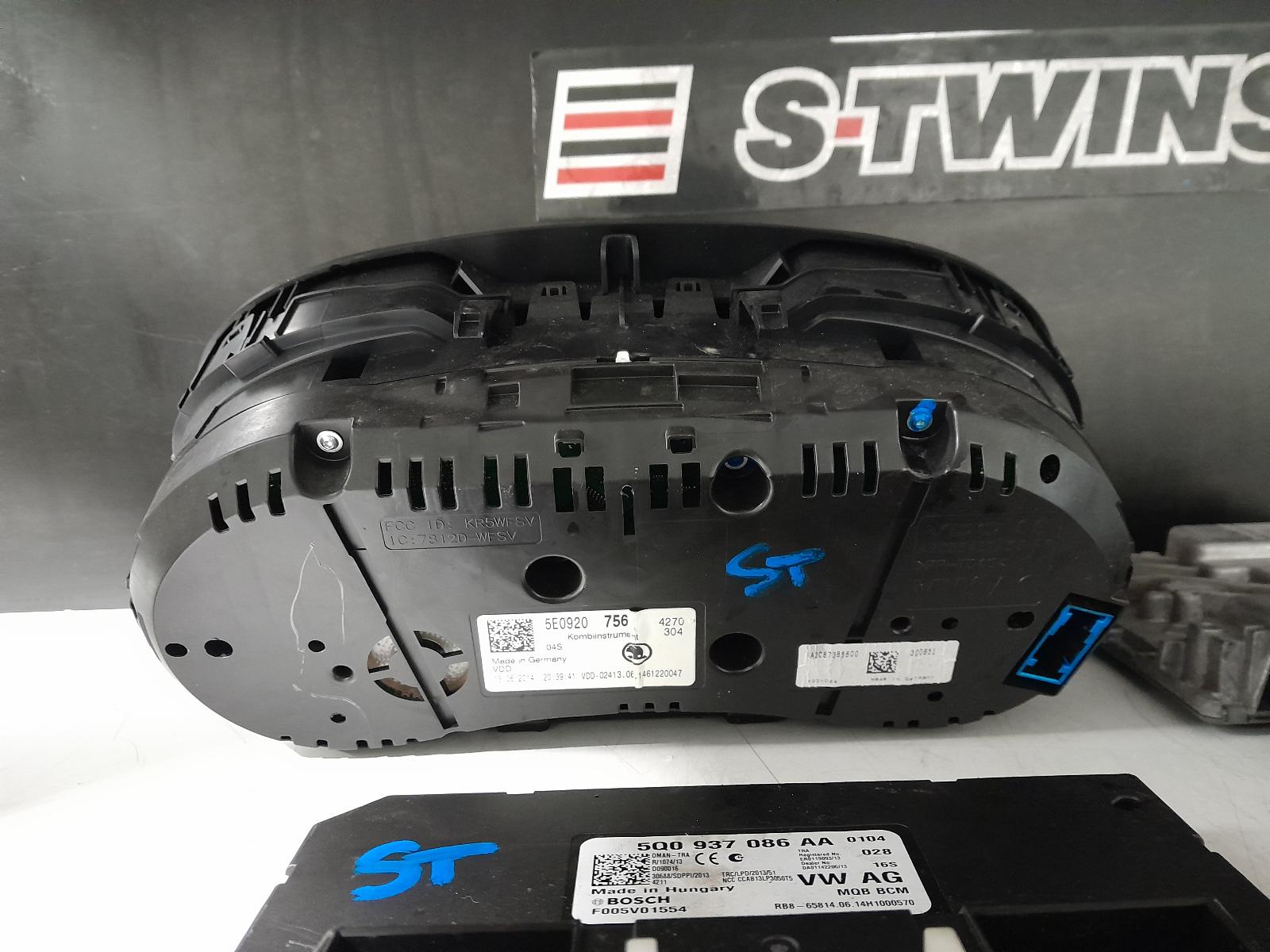 View Auto part Ecu Skoda Octavia 2014