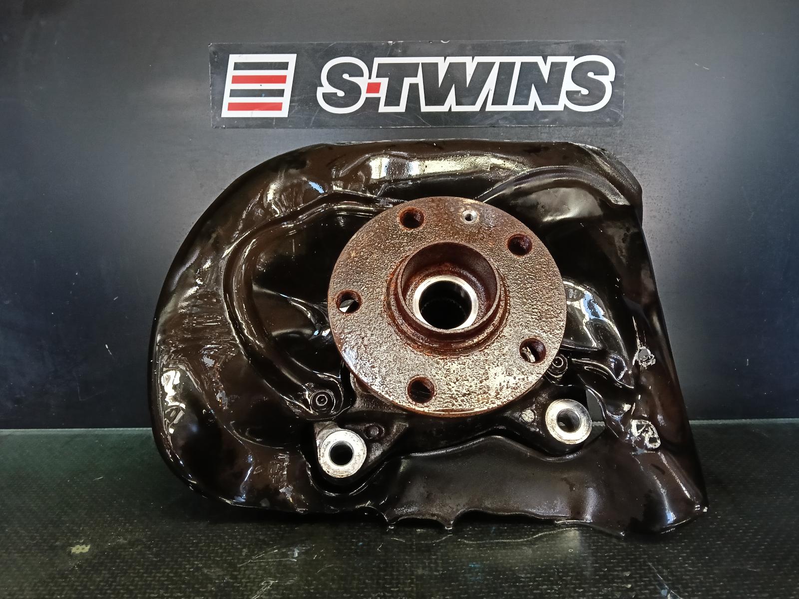 View Auto part Left Front Hub Assembly Audi A3 2015