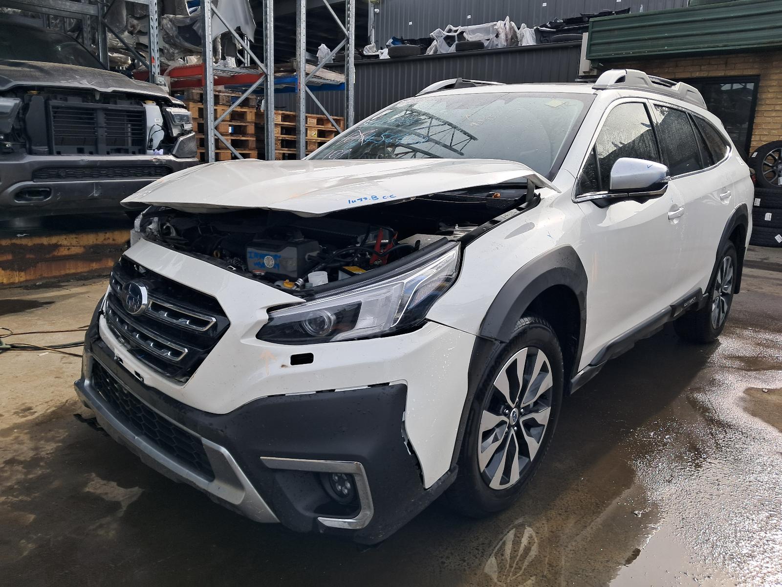 View Auto part Left Indicator/Fog/Side Subaru Outback 2023