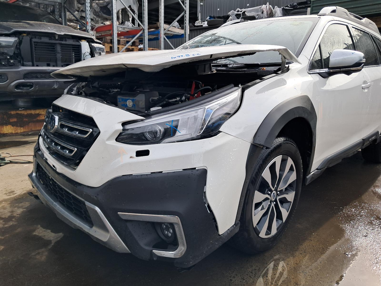 View Auto part Left Indicator/Fog/Side Subaru Outback 2023