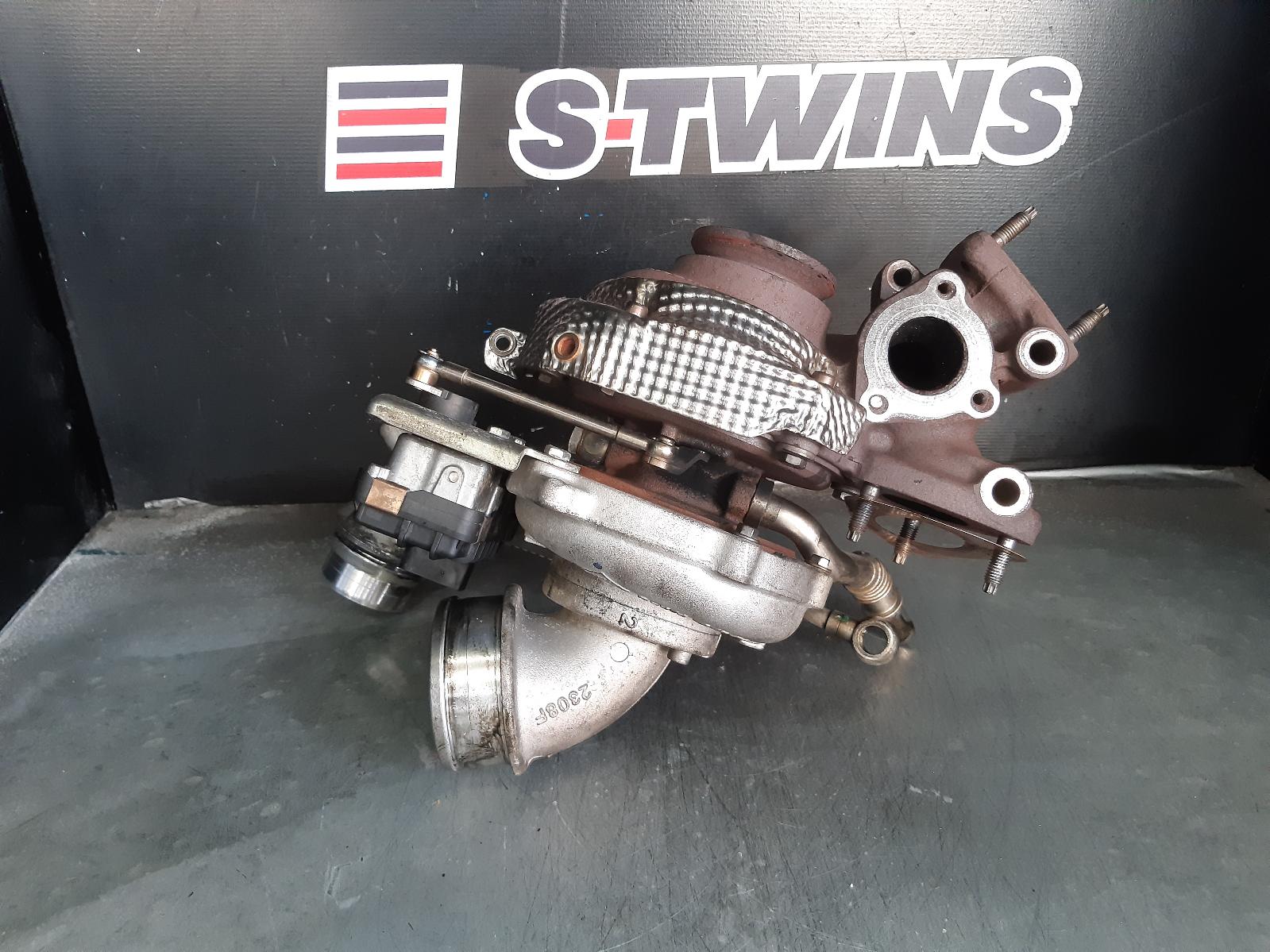 View Auto part Turbo Supercharger Chrysler 300c 2013