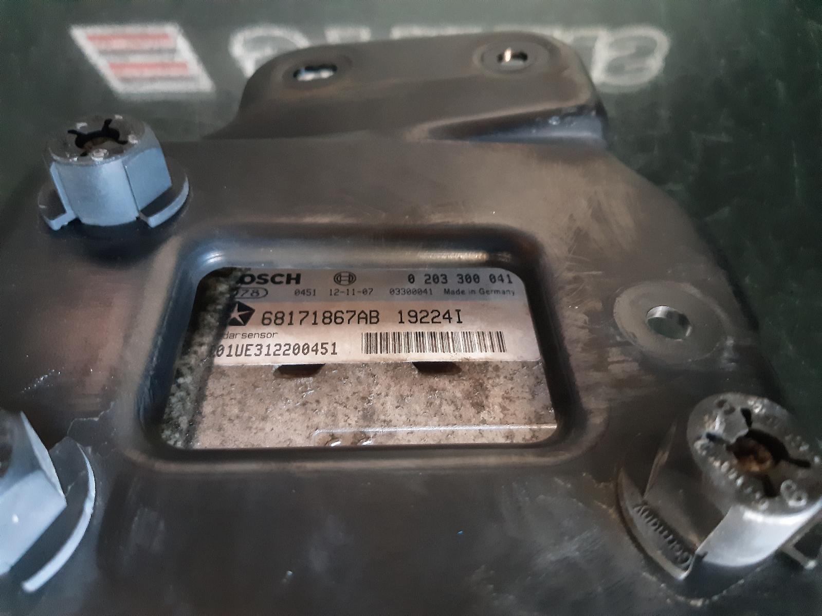 View Auto part Reverse Camera Chrysler 300c 2013