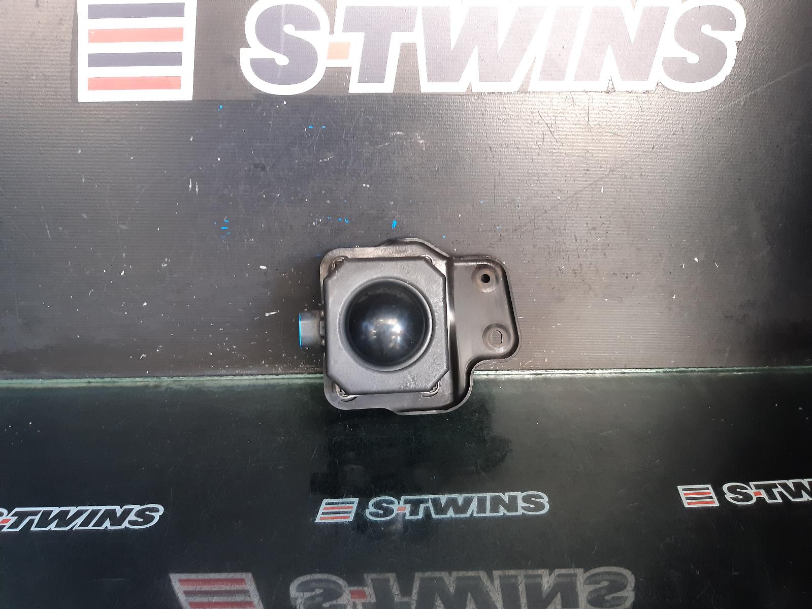 View Auto part Reverse Camera Chrysler 300c 2013