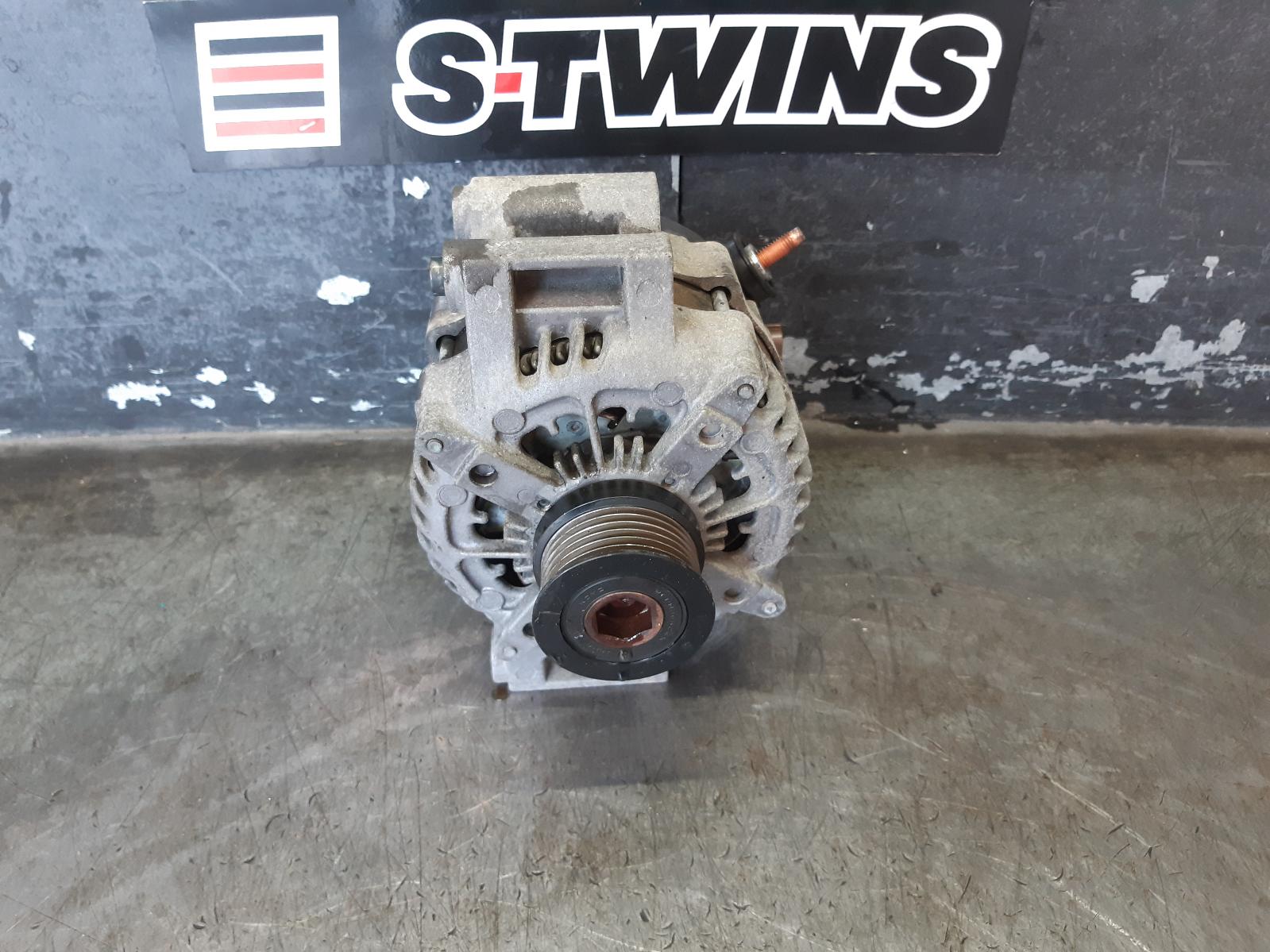 View Auto part Alternator Jeep Wrangler 2009