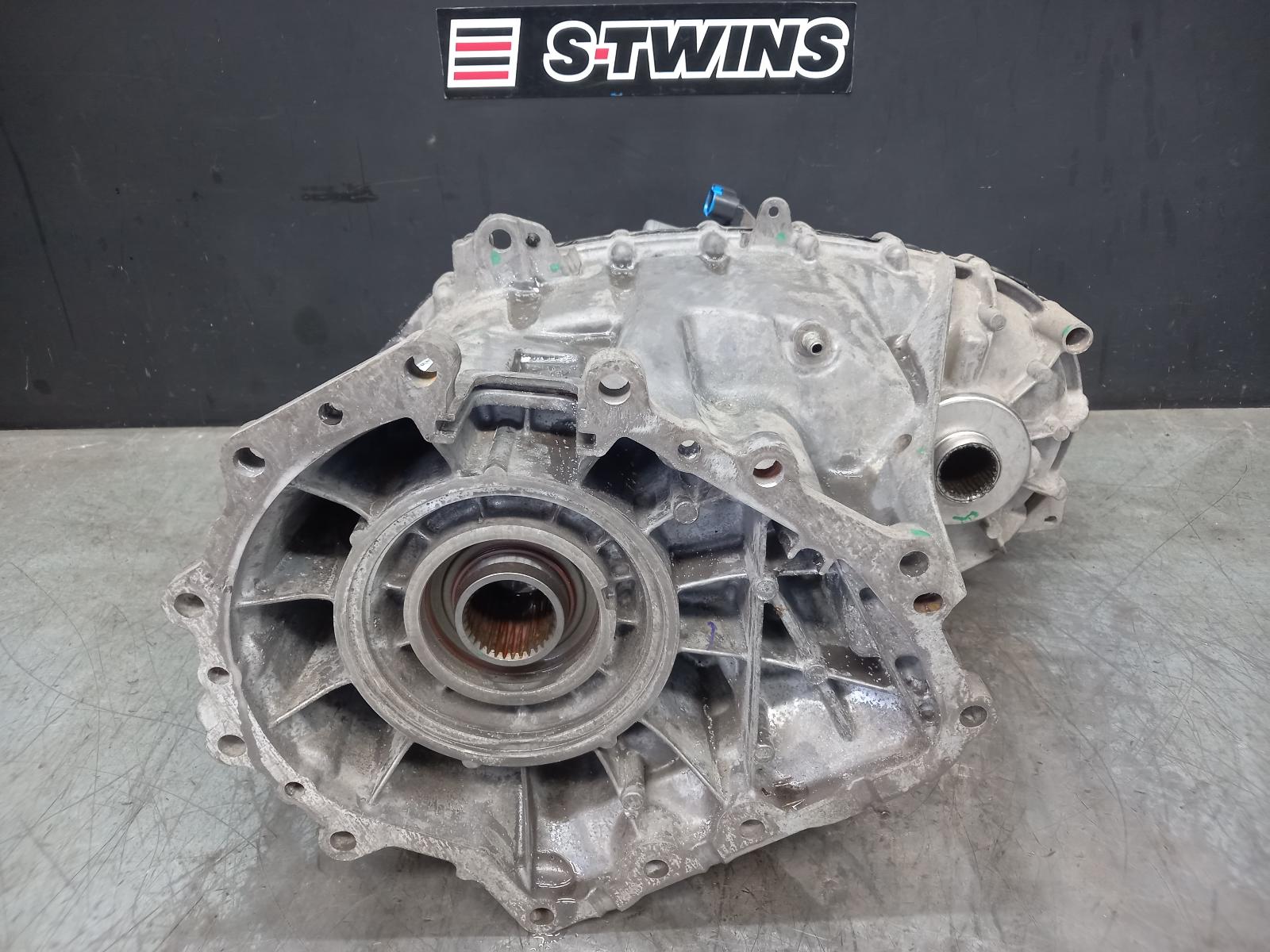 View Auto part Transfer Case Chevrolet Silverado 2022