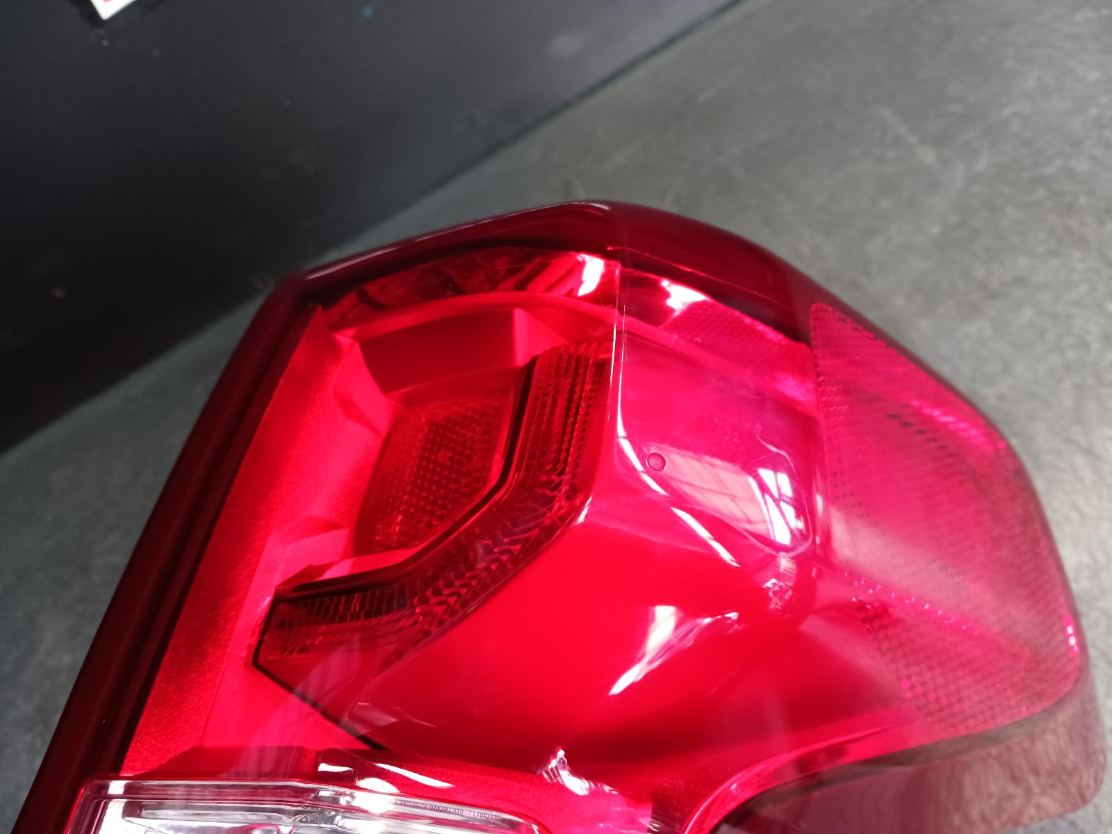 View Auto part Right Taillight Chevrolet Silverado 2022
