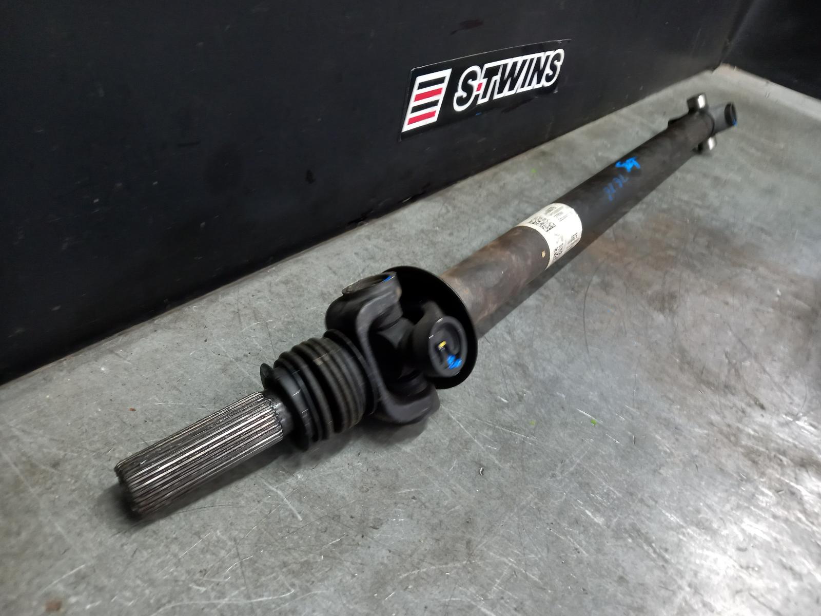 View Auto part Front Prop Shaft Chevrolet Silverado 2022