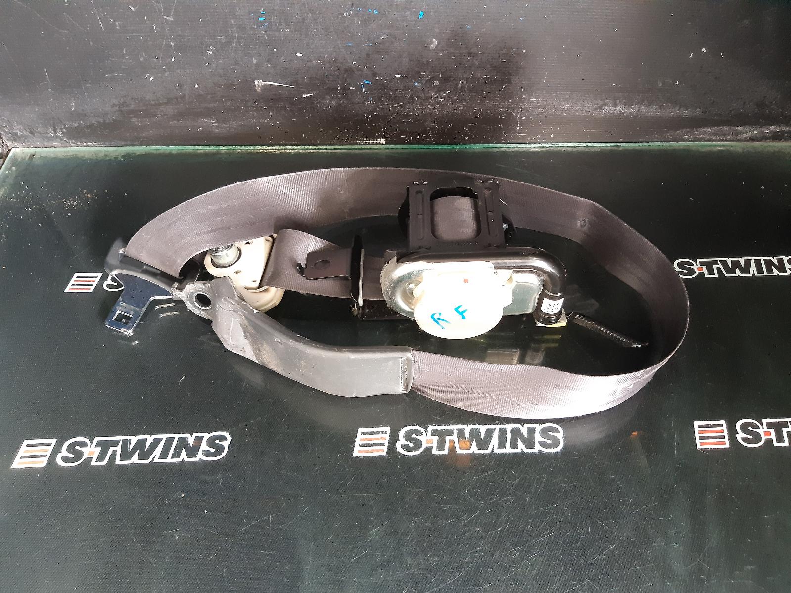 View Auto part Seatbelt/Stalk Honda Crv 2016