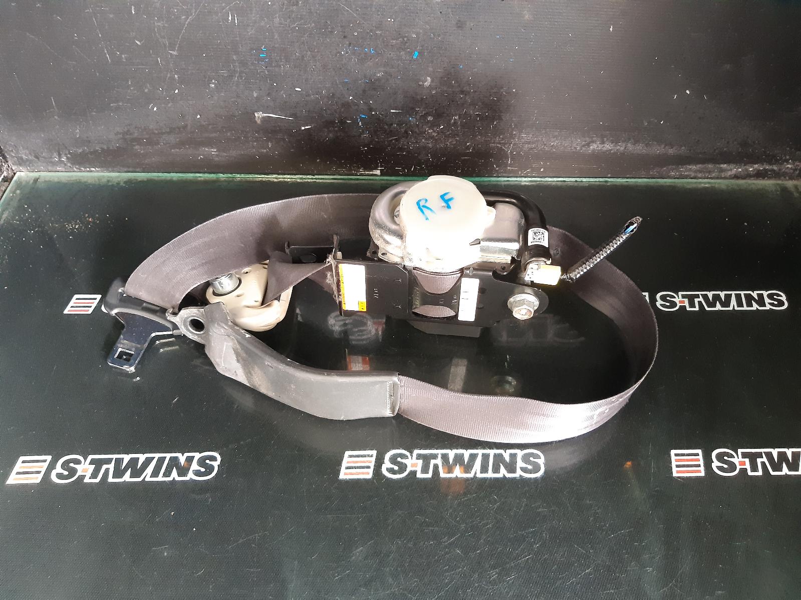 View Auto part Seatbelt/Stalk Honda Crv 2016