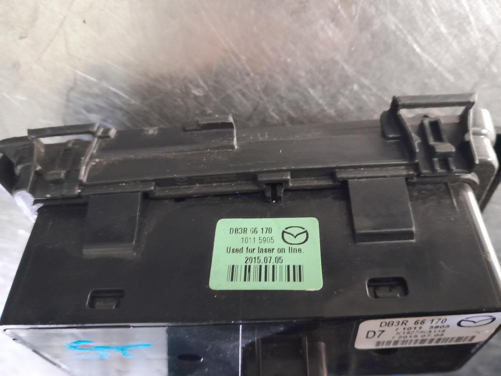 View Auto part Misc Switch/Relay Mazda Cx3 2015