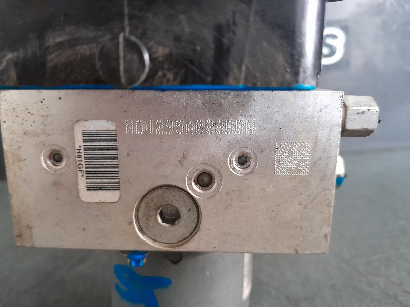 View Auto part Abs Pump/Modulator Jeep Grandcherokee 2015