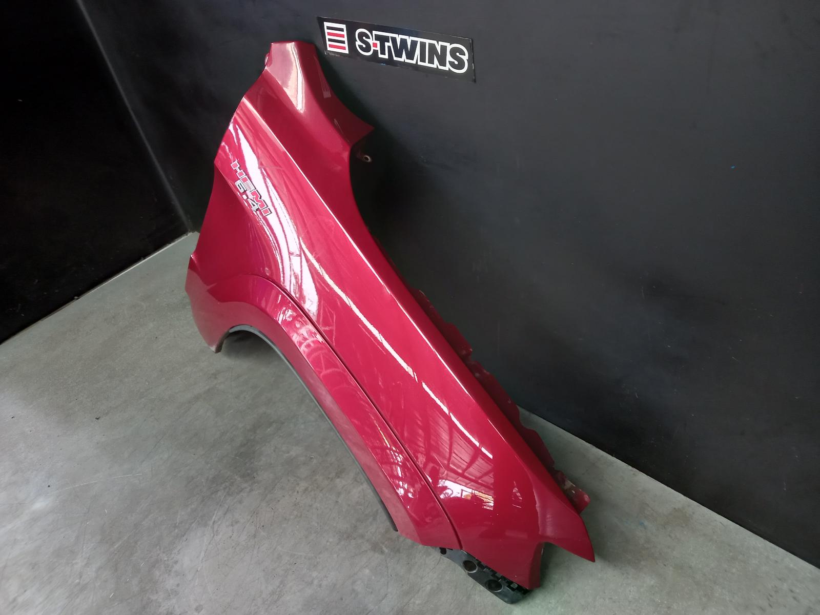 View Auto part Right Guard Jeep Grandcherokee 2015