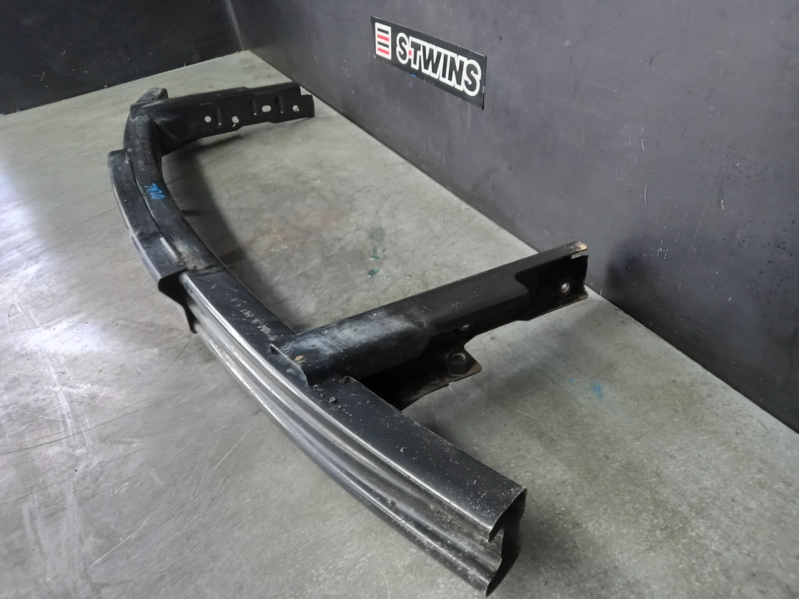 View Auto part R/Bar Bracket/Reinfo Jeep Grandcherokee 2015
