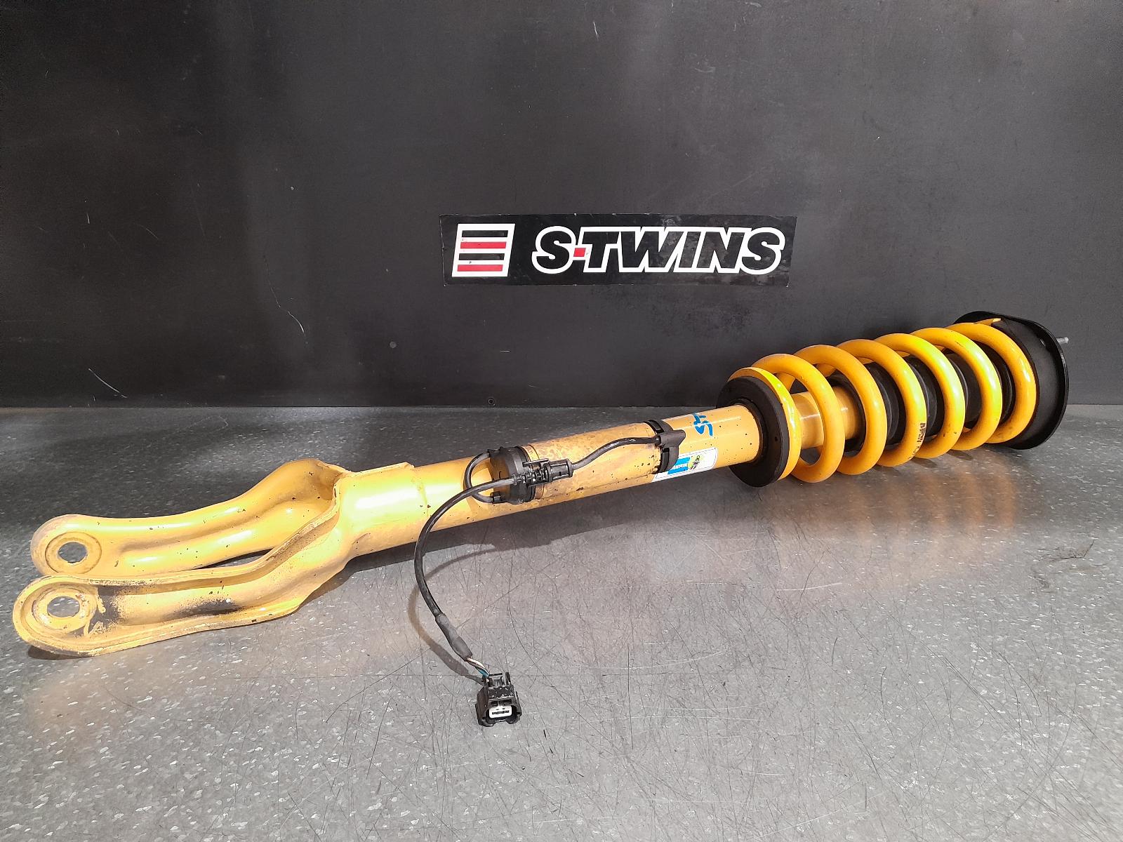 View Auto part Right Front Strut Jeep Grandcherokee 2015