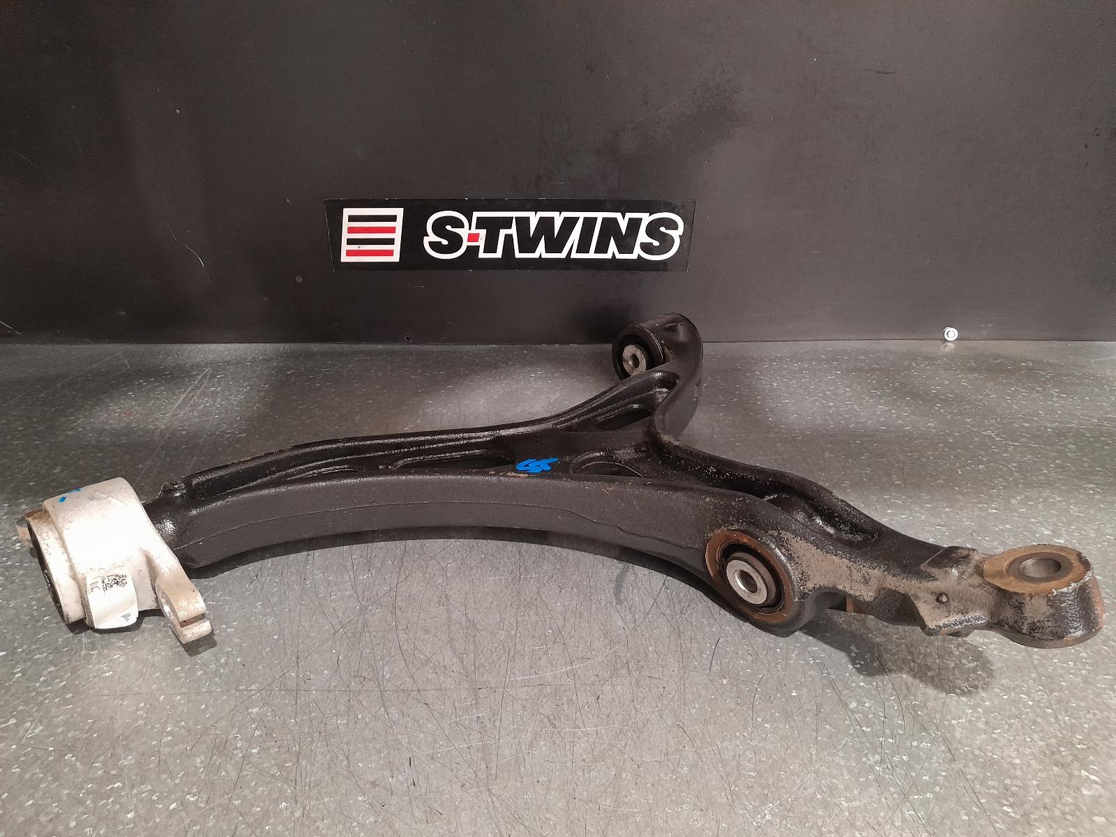 View Auto part Right Front Lower Control Arm Jeep Grandcherokee 2015