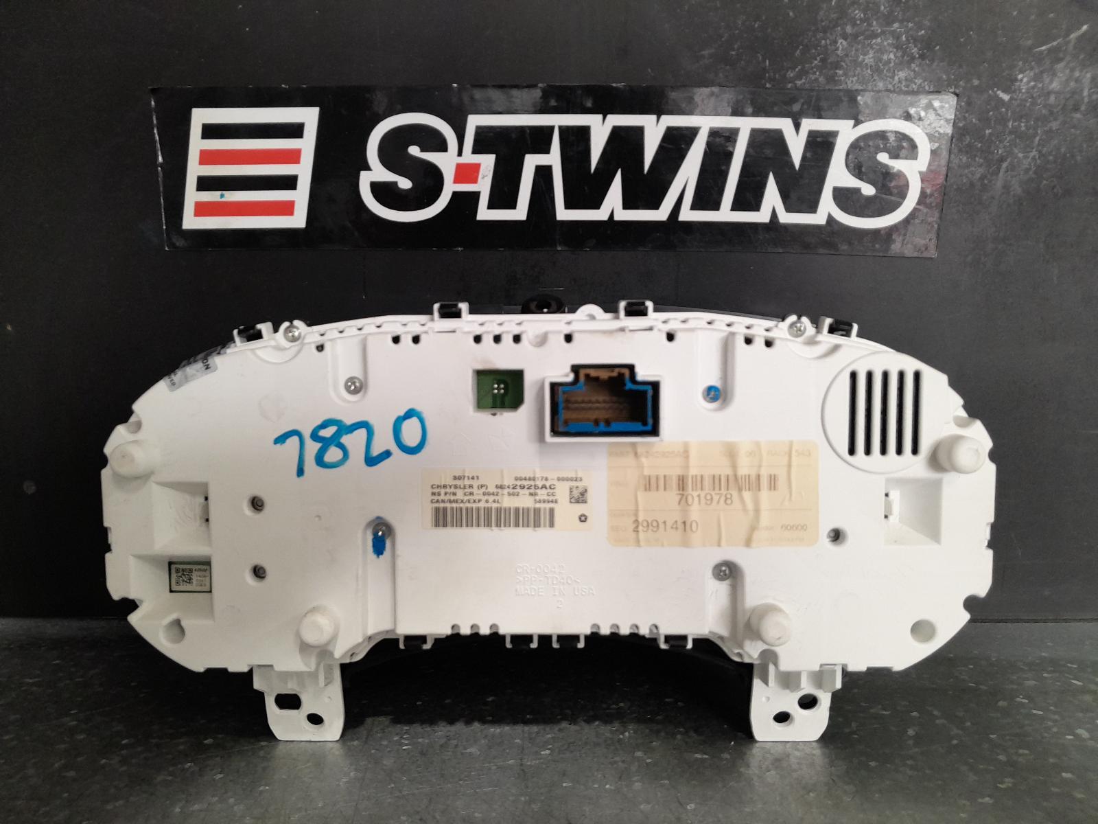 View Auto part Instrument Cluster Jeep Grandcherokee 2015