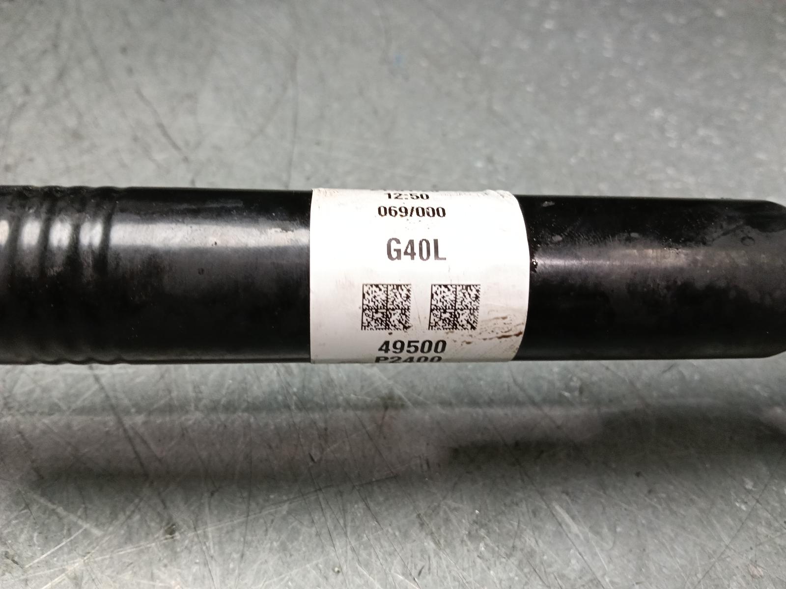 2021 Kia Sorento Left Driveshaft View Auto part Left Driveshaft Kia Sorento 2021