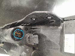 View Auto part Right Headlamp Hyundai Santa Fe 2016