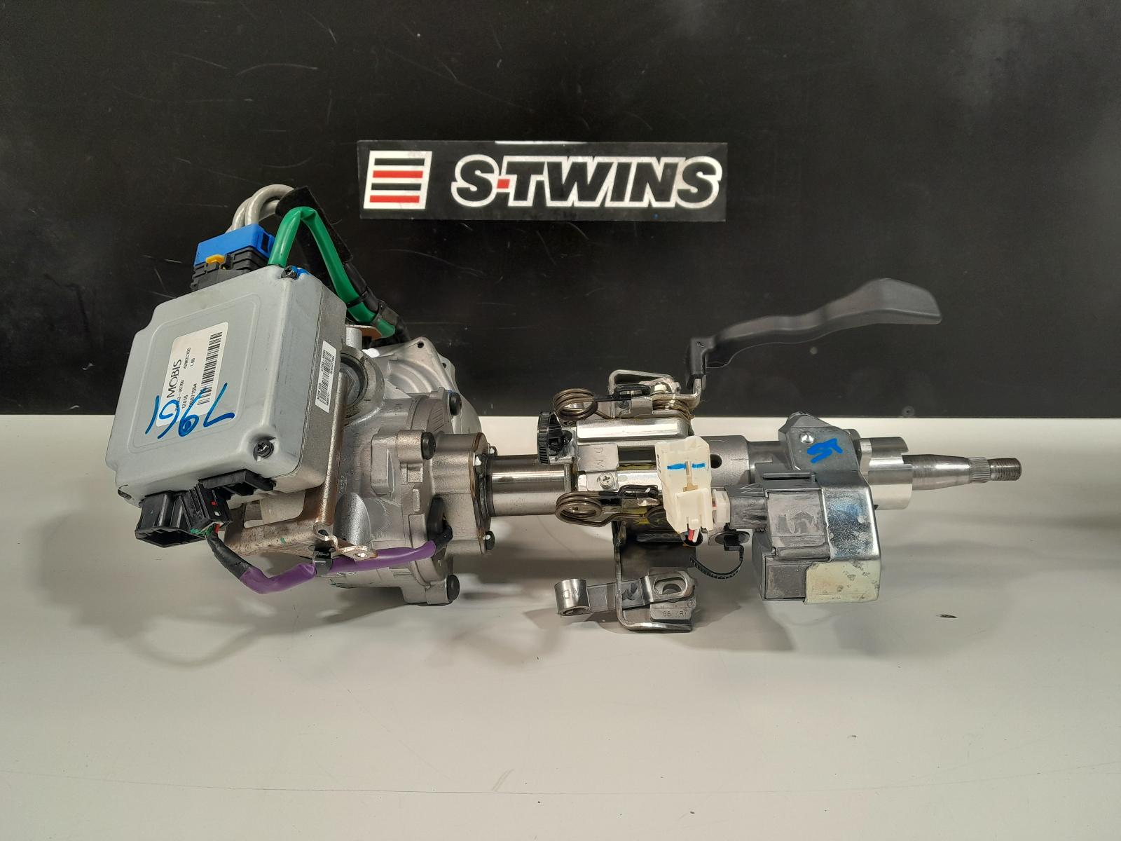 View Auto part Steering Column Hyundai Santa Fe 2016