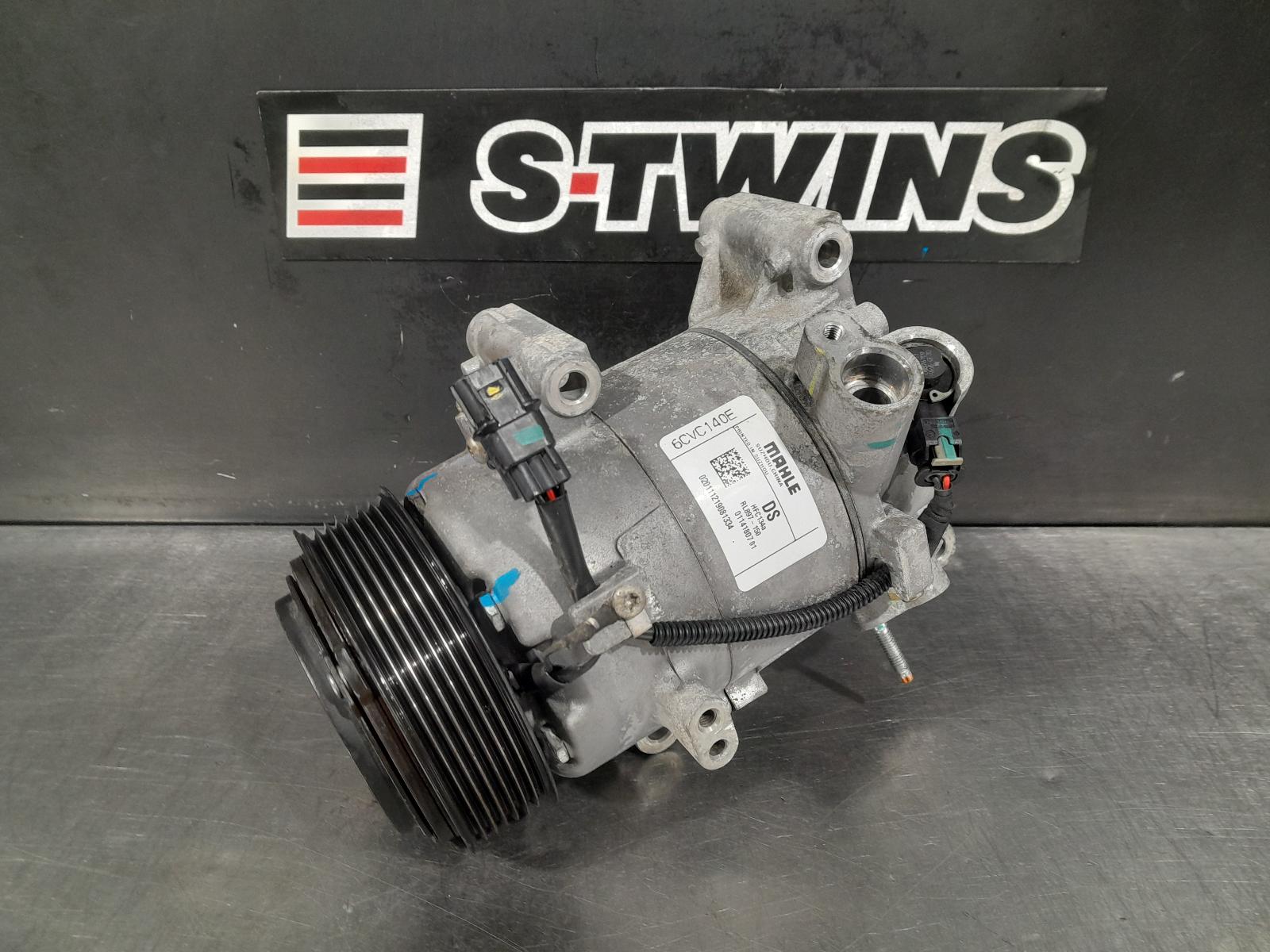 View Auto part A/C Compressor Honda Crv 2020
