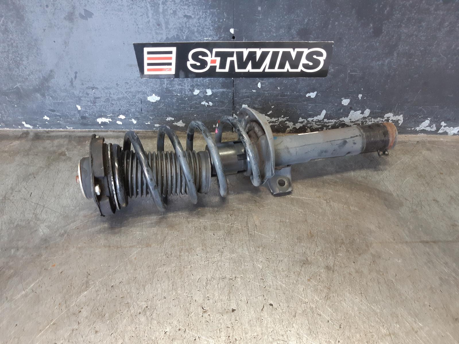 View Auto part Right Front Strut Audi A3 2011